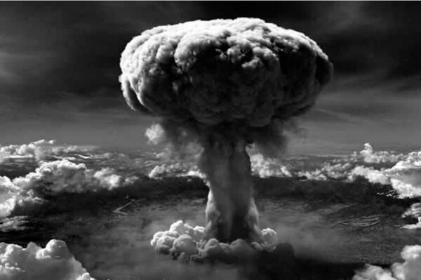 Resultado de imagem para bomba de hiroshima