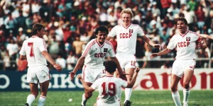 5 países que participaram da Copa do Mundo e que já NÃO EXISTEM mais! (Imagem: União Soviética na Copa do Mundo/FIFA)